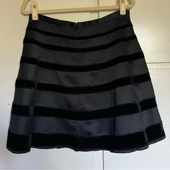 Behnaz Sarafpour for Target Black Satin Velvet Circle Skirt Size Medium - Picture 5 of 8